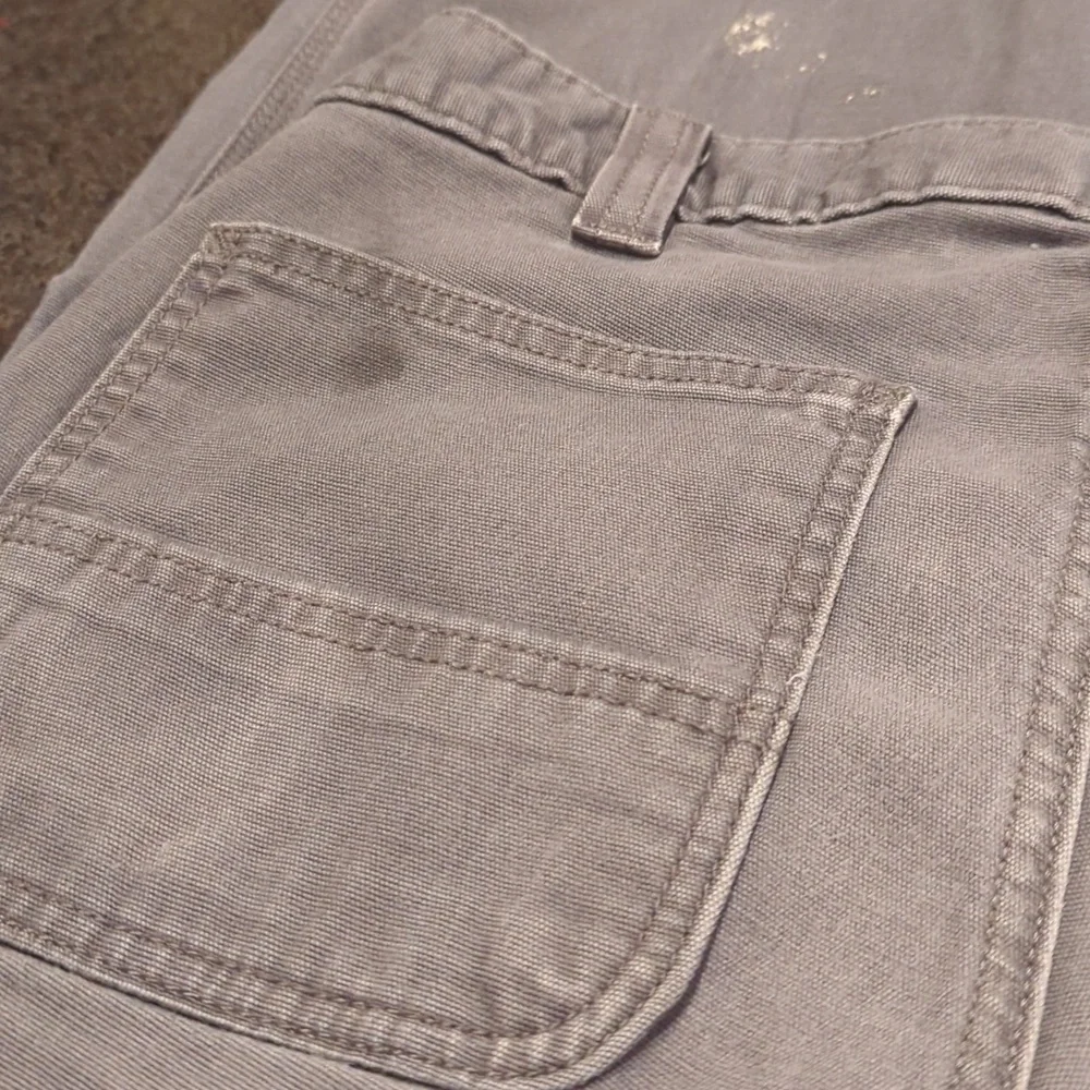 Carhartt Rugged Flex Canvas Work Pant With Caulking And Grease Marks - Picture 12 of 12